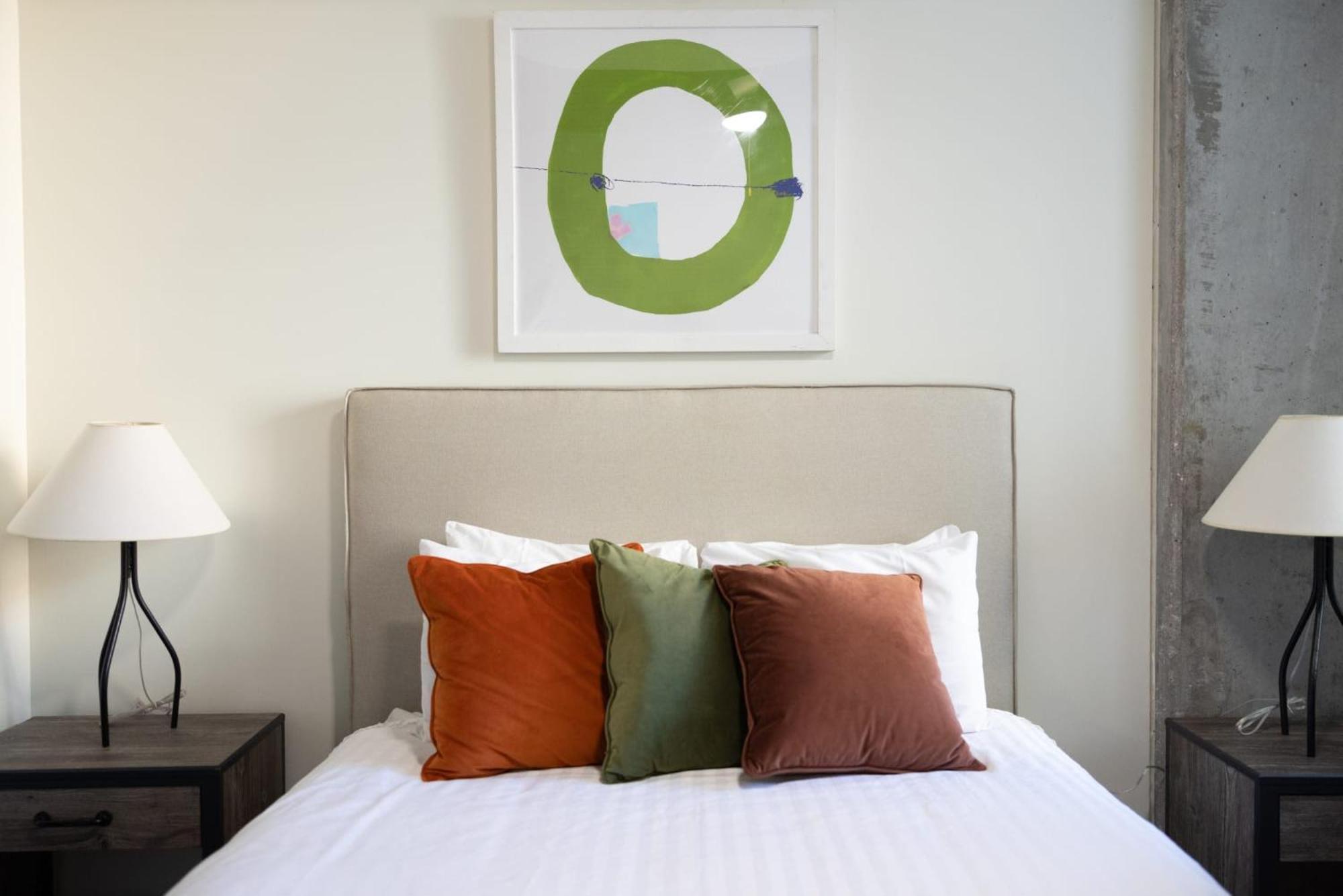 Sophisticated Living At Roosevelt Point, Apartamento
